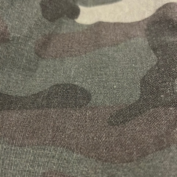 Camouflage Cargo Pants - Picture 5 of 5